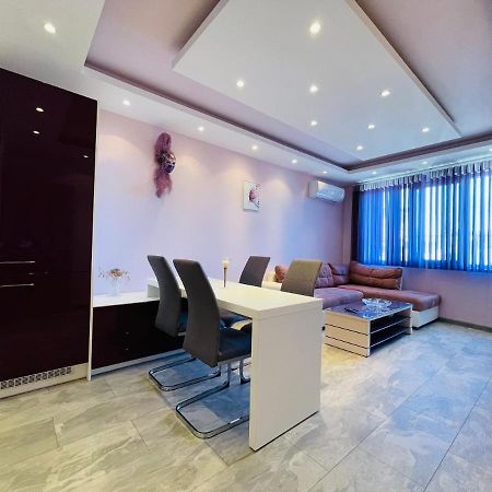 Апартамент Чаролит / Apartment Charoite Бургас Екстериор снимка
