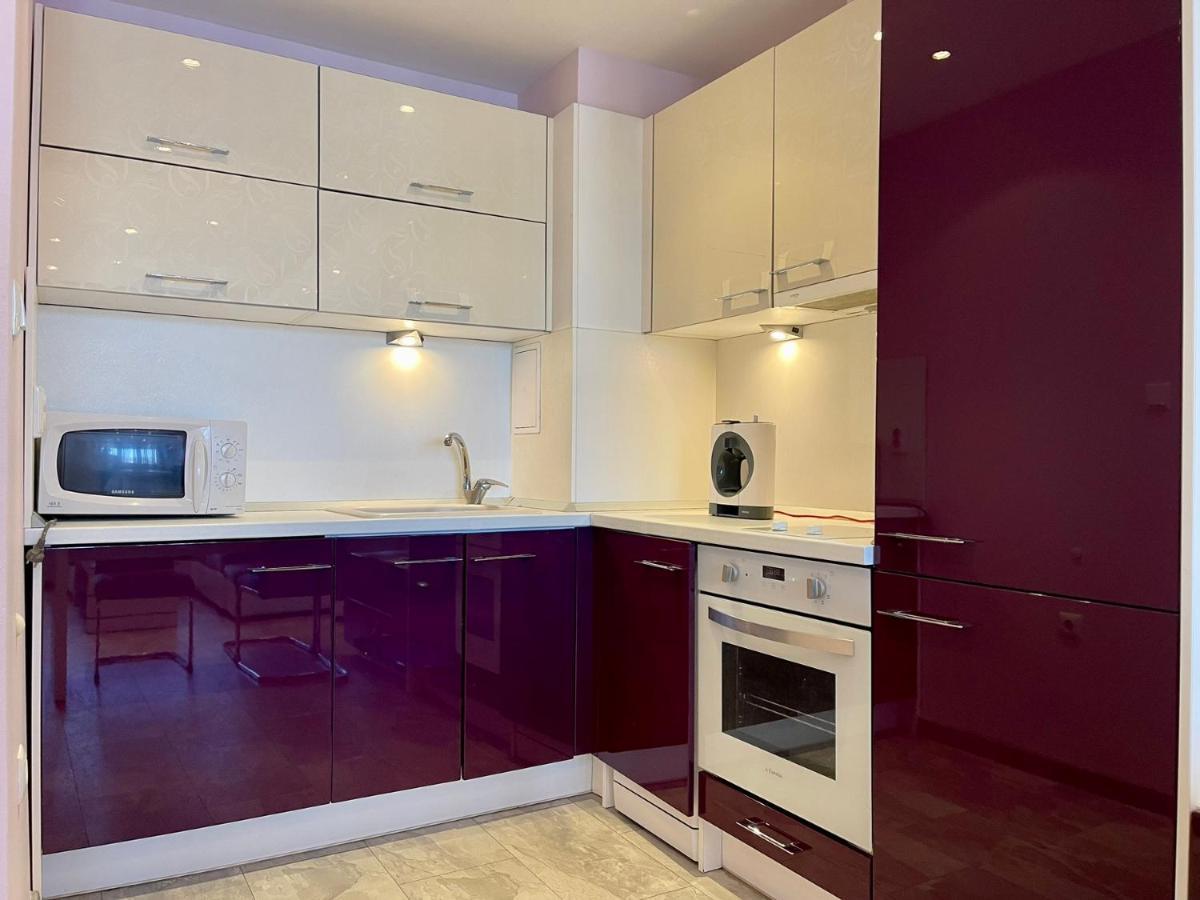 Апартамент Чаролит / Apartment Charoite Бургас Екстериор снимка