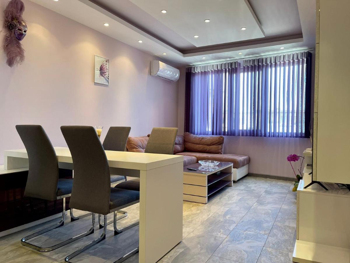 Апартамент Чаролит / Apartment Charoite Бургас Екстериор снимка