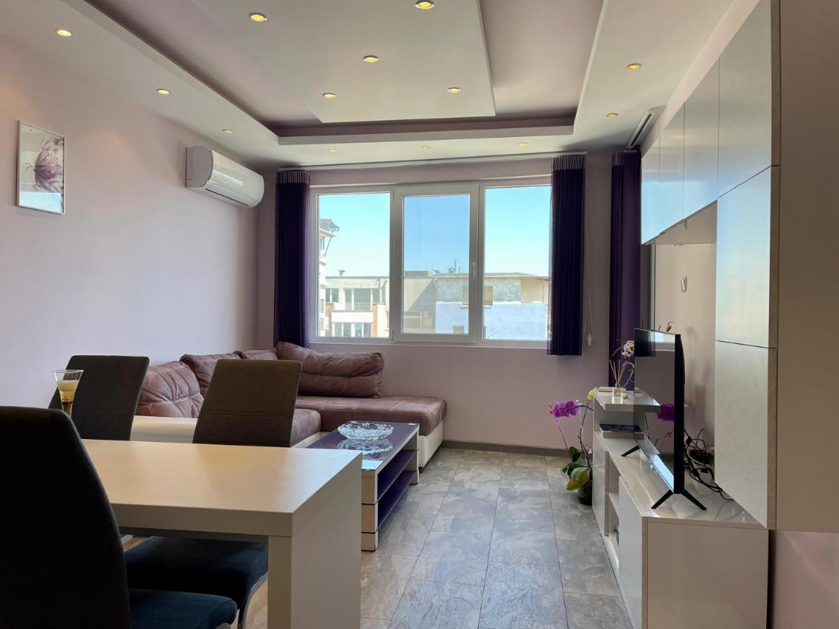 Апартамент Чаролит / Apartment Charoite Бургас Екстериор снимка